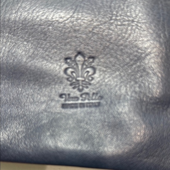 Vera Pelle Navy Blue Genuine Leather Crossbody Bag with Zippered Pockets - Picture 2 of 15